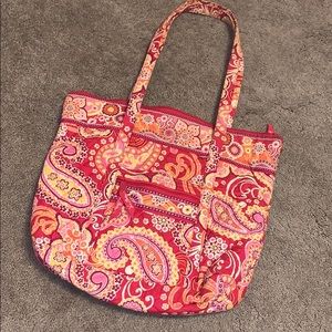 Vera Bradley tote bag